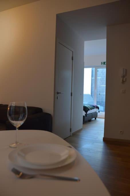Hippe Studio In Historisch Gebouw In Oude Centrum Антверпен Екстериор снимка