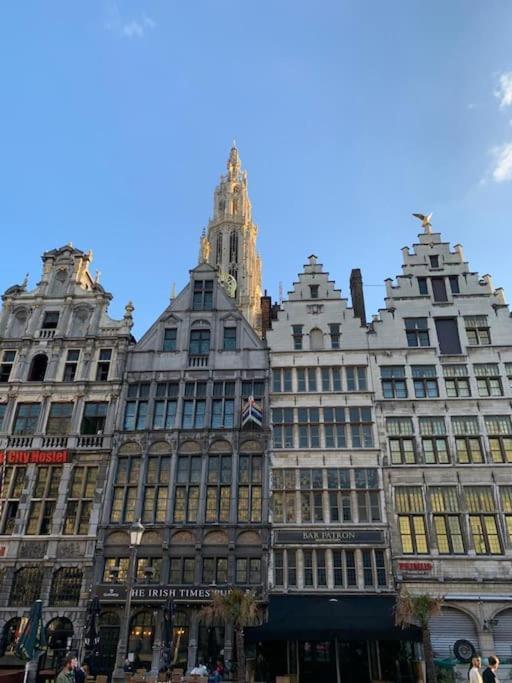 Hippe Studio In Historisch Gebouw In Oude Centrum Антверпен Екстериор снимка