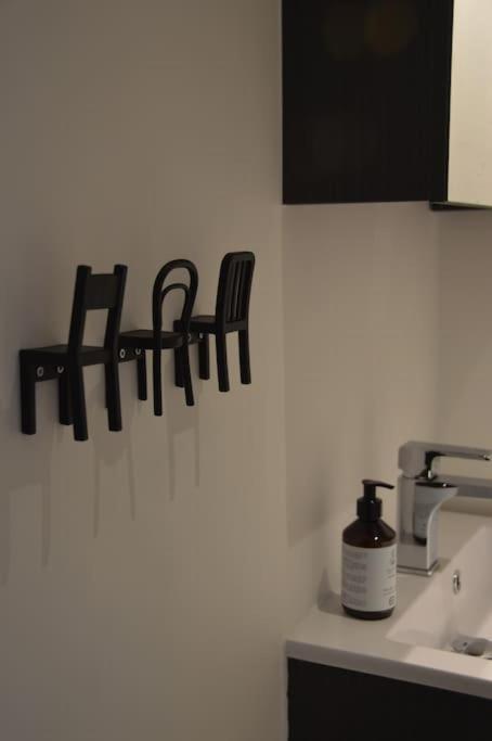 Hippe Studio In Historisch Gebouw In Oude Centrum Антверпен Екстериор снимка